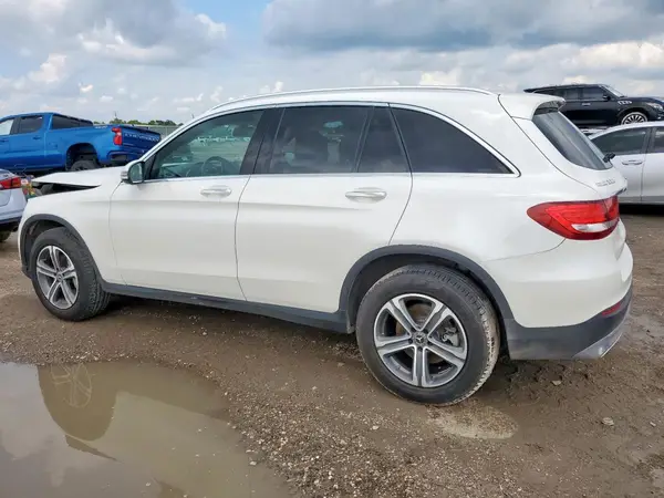 WDC0G4JB4JV081361 2018 MERCEDES-BENZ GLC - Image 2
