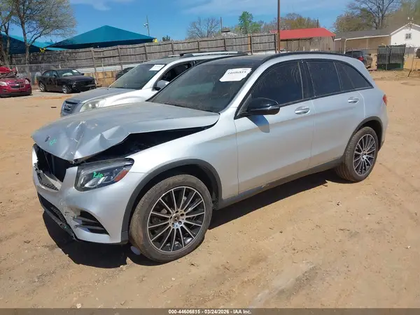 WDC0G4JB4JV088522 2018 MERCEDES-BENZ GLC - Image 2