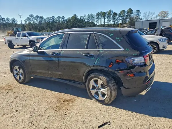 WDC0G4JB4JV088729 2018 MERCEDES-BENZ GLC - Image 2