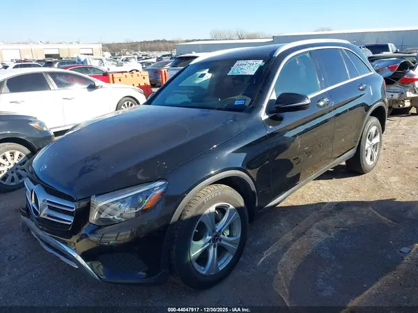 WDC0G4JB4JV091520 2018 MERCEDES-BENZ GLC - Image 2