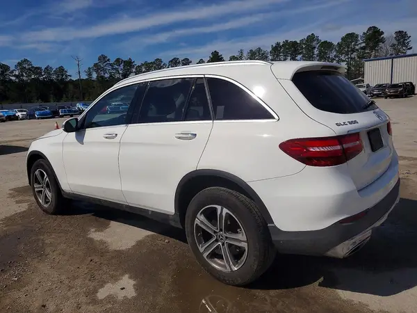 WDC0G4JB4JV102046 2018 MERCEDES-BENZ GLC - Image 2