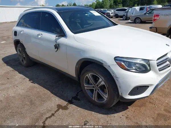 WDC0G4JB4JV102967 2018 MERCEDES-BENZ GLC - Image 1