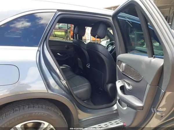 WDC0G4JB4JV110440 2018 MERCEDES-BENZ GLC - Image 8