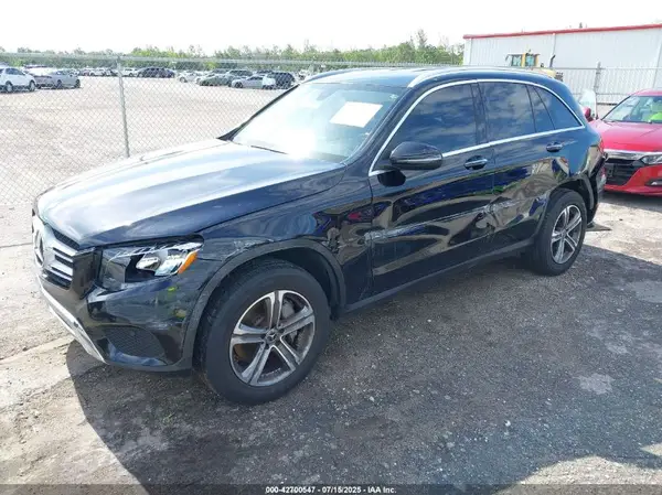WDC0G4JB4K1005597 2019 MERCEDES-BENZ GLC - Image 2