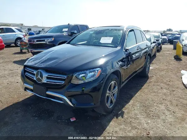 WDC0G4JB4KF590720 2019 MERCEDES-BENZ GLC - Image 2