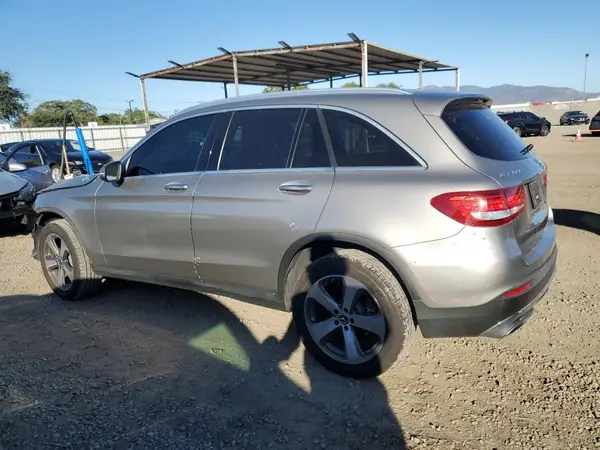 WDC0G4JB4KV126803 2019 MERCEDES-BENZ GLC - Image 2