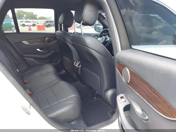 WDC0G4JB4KV147392 2019 MERCEDES-BENZ GLC - Image 8