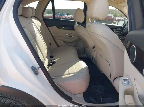 WDC0G4JB4KV165357 2019 MERCEDES-BENZ GLC - Image 8