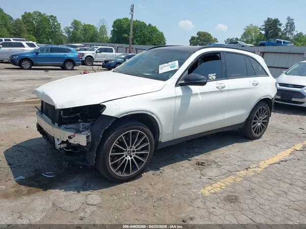 WDC0G4JB4KV166198 2019 MERCEDES-BENZ GLC - Image 2