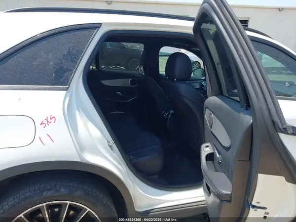 WDC0G4JB4KV166198 2019 MERCEDES-BENZ GLC - Image 8