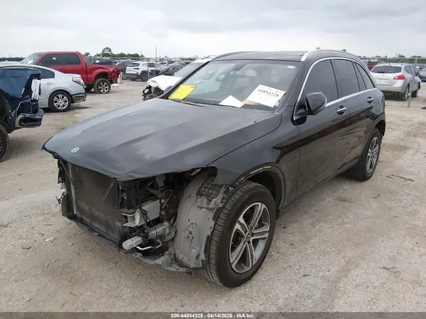 WDC0G4JB4KV170686 2019 MERCEDES-BENZ GLC - Image 2