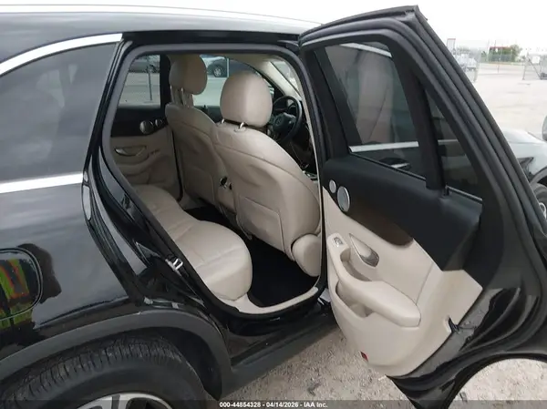 WDC0G4JB4KV170686 2019 MERCEDES-BENZ GLC - Image 8