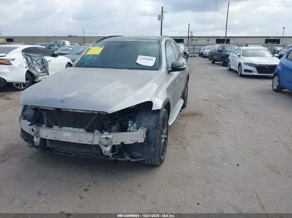 WDC0G4JB4KV171482 2019 MERCEDES-BENZ GLC - Image 2