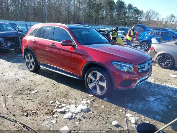 WDC0G4JB4KV176181 2019 MERCEDES-BENZ GLC - Image 1