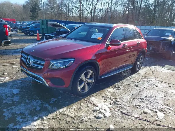 WDC0G4JB4KV176181 2019 MERCEDES-BENZ GLC - Image 2