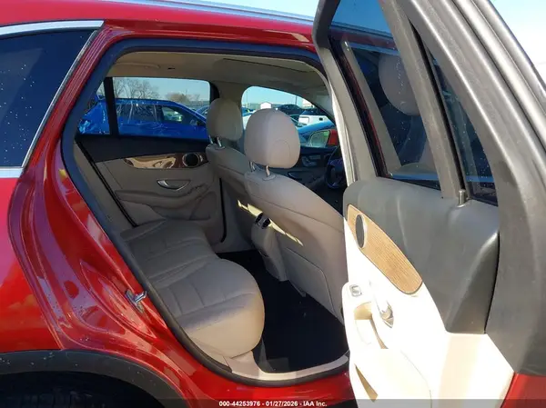WDC0G4JB4KV176181 2019 MERCEDES-BENZ GLC - Image 8