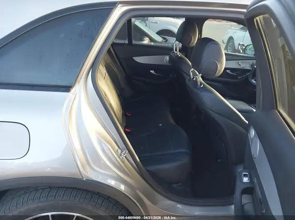 WDC0G4JB4KV179002 2019 MERCEDES-BENZ GLC - Image 8