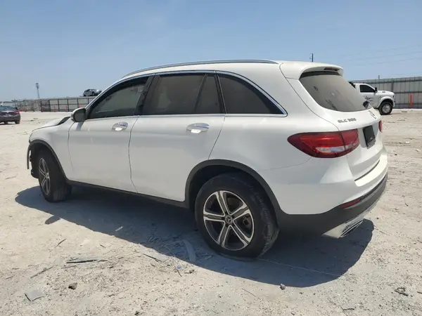 WDC0G4JB4KV192588 2019 MERCEDES-BENZ GLC - Image 2