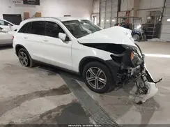 WDC0G4JB5GF055810 2016 MERCEDES-BENZ GLC
