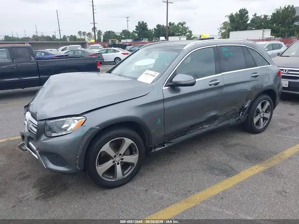 WDC0G4JB5GF061915 2016 MERCEDES-BENZ GLC - Image 2