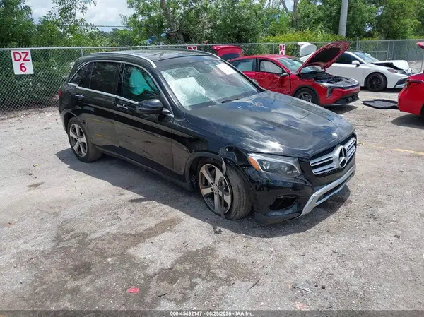 WDC0G4JB5GF067407 2016 MERCEDES-BENZ GLC - Image 1