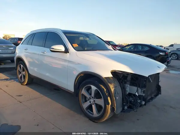 WDC0G4JB5GF083140 2016 MERCEDES-BENZ GLC - Image 1