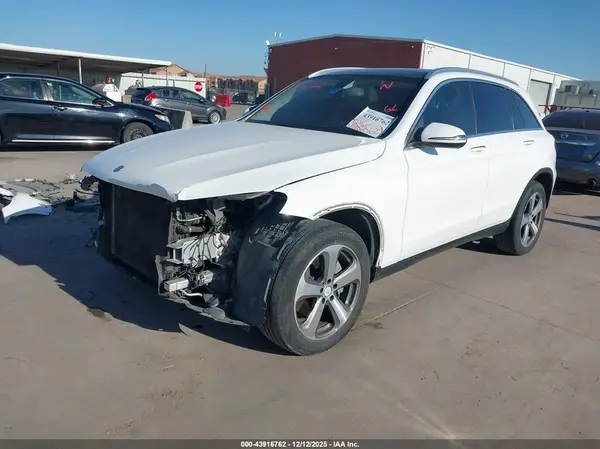 WDC0G4JB5GF083140 2016 MERCEDES-BENZ GLC - Image 2