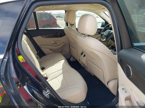 WDC0G4JB5GF103998 2016 MERCEDES-BENZ GLC - Image 8