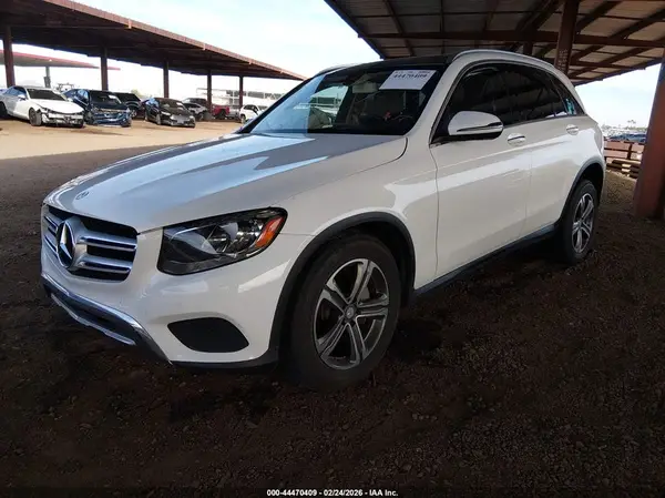 WDC0G4JB5GF104925 2016 MERCEDES-BENZ GLC - Image 2