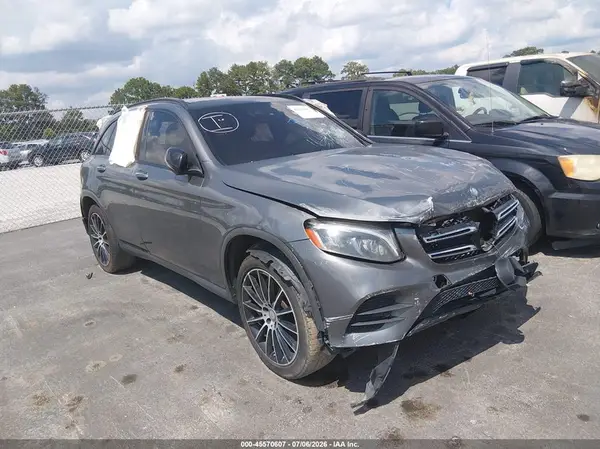 WDC0G4JB5GF105377 2016 MERCEDES-BENZ GLC - Image 1