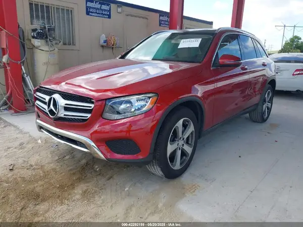 WDC0G4JB5GF108666 2016 MERCEDES-BENZ GLC - Image 2