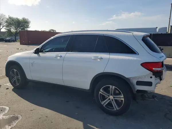 WDC0G4JB5GF109560 2016 MERCEDES-BENZ GLC - Image 2