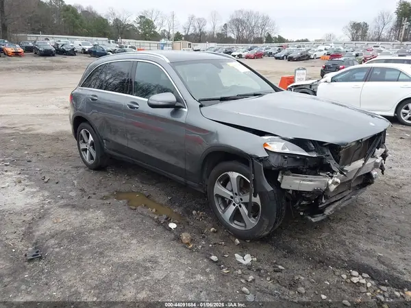 WDC0G4JB5HF115599 2017 MERCEDES-BENZ GLC - Image 1