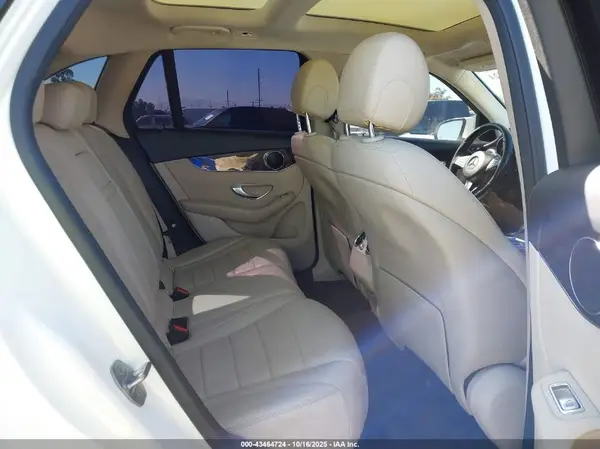 WDC0G4JB5HF135089 2017 MERCEDES-BENZ GLC - Image 8
