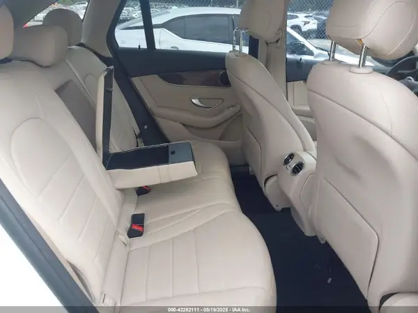 WDC0G4JB5HF176662 2017 MERCEDES-BENZ GLC - Image 8