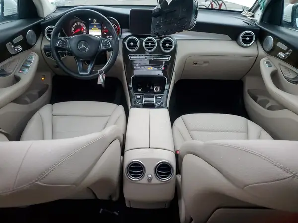 WDC0G4JB5HF176726 2017 MERCEDES-BENZ GLC - Image 8