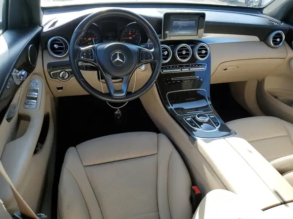 WDC0G4JB5HF238304 2017 MERCEDES-BENZ GLC - Image 8