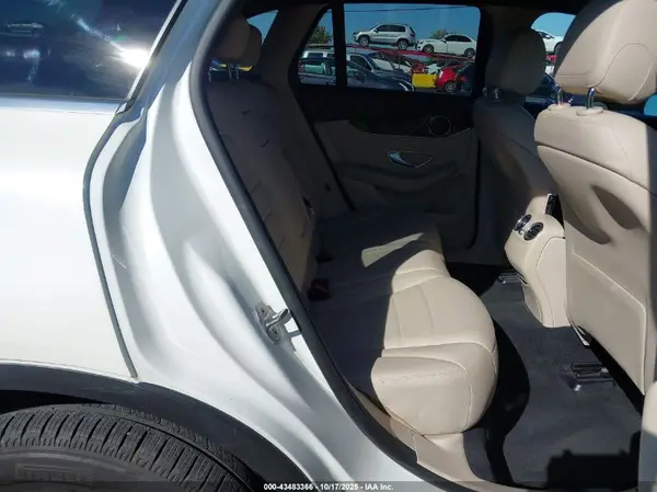 WDC0G4JB5HF246239 2017 MERCEDES-BENZ GLC - Image 8