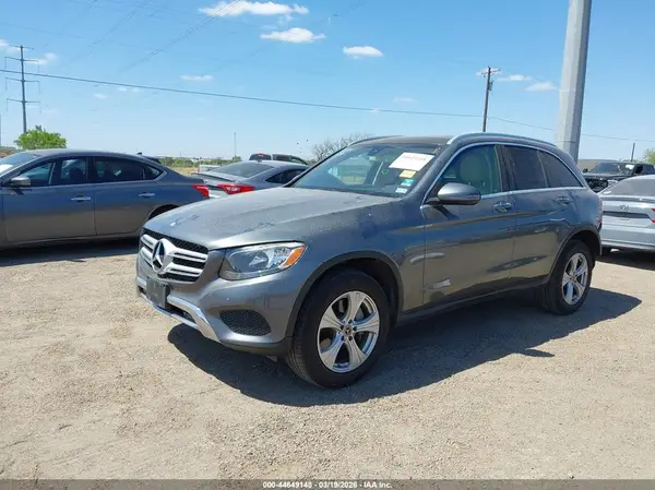 WDC0G4JB5HF249464 2017 MERCEDES-BENZ GLC - Image 2