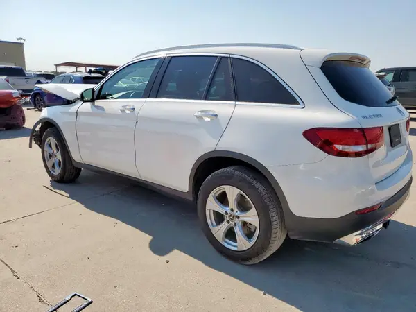 WDC0G4JB5HF256611 2017 MERCEDES-BENZ GLC - Image 2