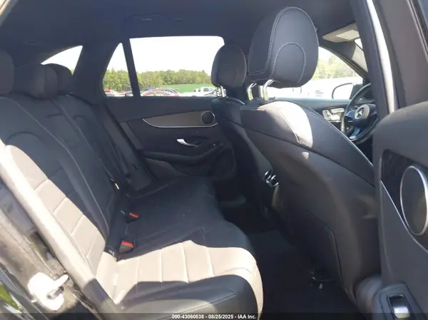 WDC0G4JB5HV010437 2017 MERCEDES-BENZ GLC - Image 8
