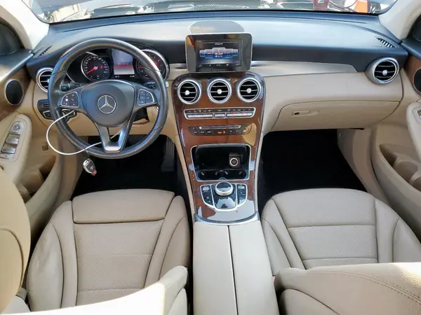 WDC0G4JB5HV012611 2017 MERCEDES-BENZ GLC - Image 8