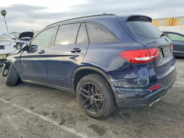 WDC0G4JB5JV014154 2018 MERCEDES-BENZ GLC - Image 2
