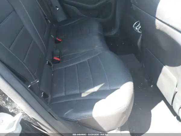 WDC0G4JB5JV014459 2018 MERCEDES-BENZ GLC - Image 8
