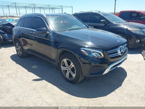 WDC0G4JB5JV021220 2018 MERCEDES-BENZ GLC - Image 1