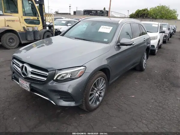 WDC0G4JB5JV045226 2018 MERCEDES-BENZ GLC - Image 2