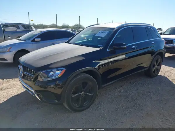 WDC0G4JB5JV059255 2018 MERCEDES-BENZ GLC - Image 2