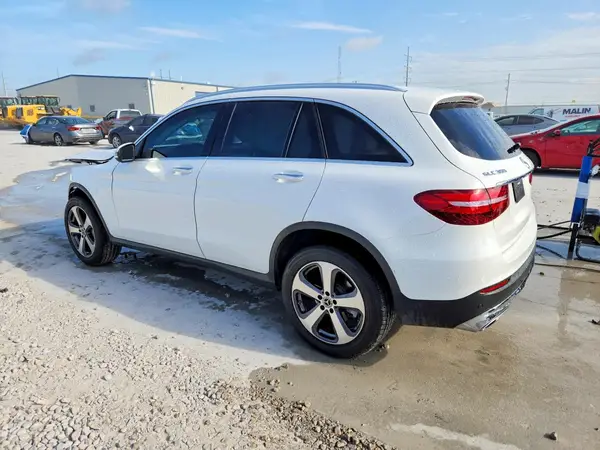 WDC0G4JB5JV079120 2018 MERCEDES-BENZ GLC - Image 2