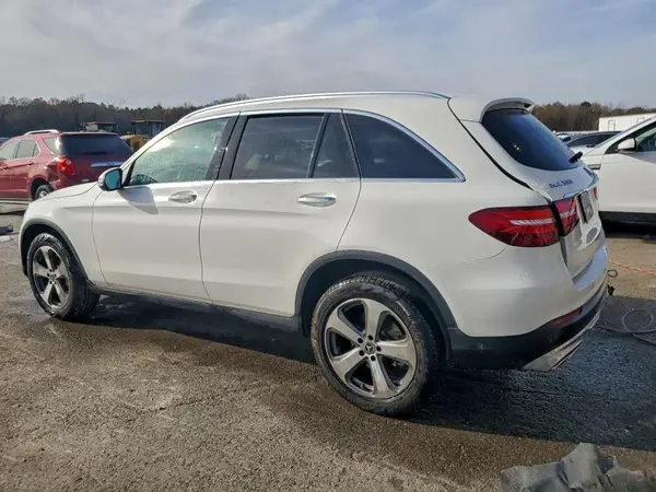 WDC0G4JB5JV080865 2018 MERCEDES-BENZ GLC - Image 2