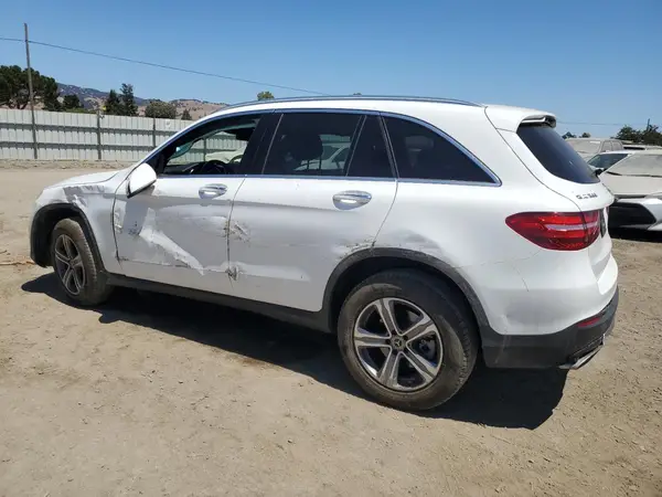 WDC0G4JB5JV089436 2018 MERCEDES-BENZ GLC - Image 2